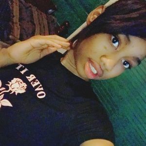 Meet your Posher, Trinity